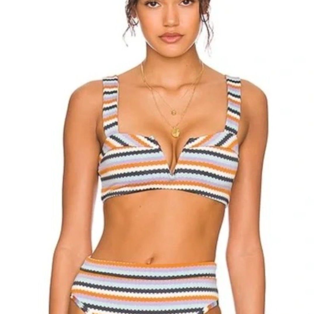 Nwot L*Space Lee Lee Bralette Bikini Top In Over The Moon Size M